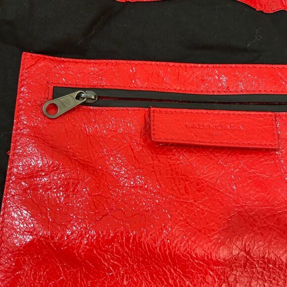 BALENCIAGA Agneau Locker Arena Backpack Red/ dust bag, Great cond. minor flaws - Picture 7 of 13